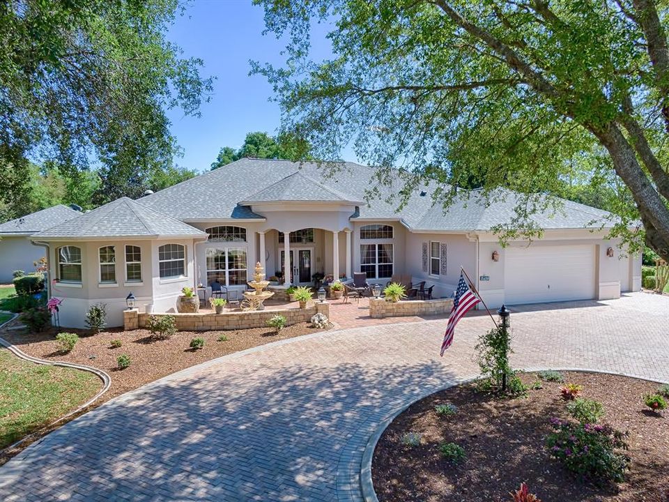 SPECTACULAR EXPANDED ST. AUGUSTINE PREMIER ESTATE WITH HEATED SALT WATER POOL & SPA, 4 BEDROOMS, 3.5 BATHS, CRAFT ROOM, MEDIA ROOM, SUNROOM AND MORE IN THE VILLAGE OF HARMESWOOD!