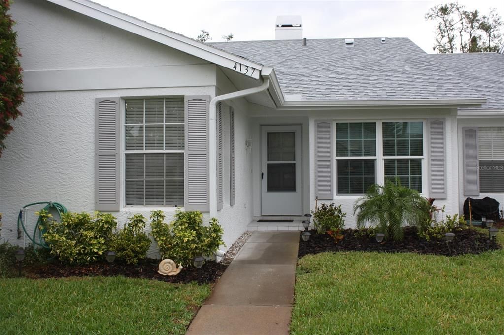 最近售出: $266,400 (2 贝兹, 2 浴室, 1232 平方英尺)