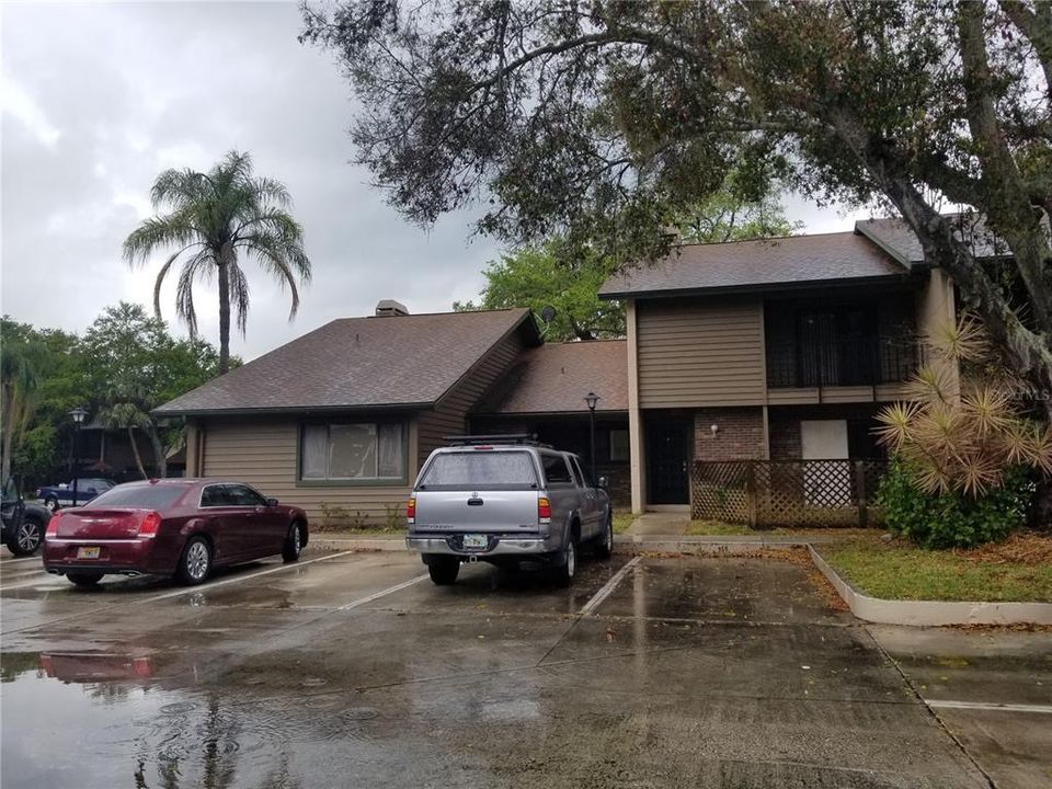 Recently Sold: $189,500 (2 beds, 2 baths, 1221 Square Feet)