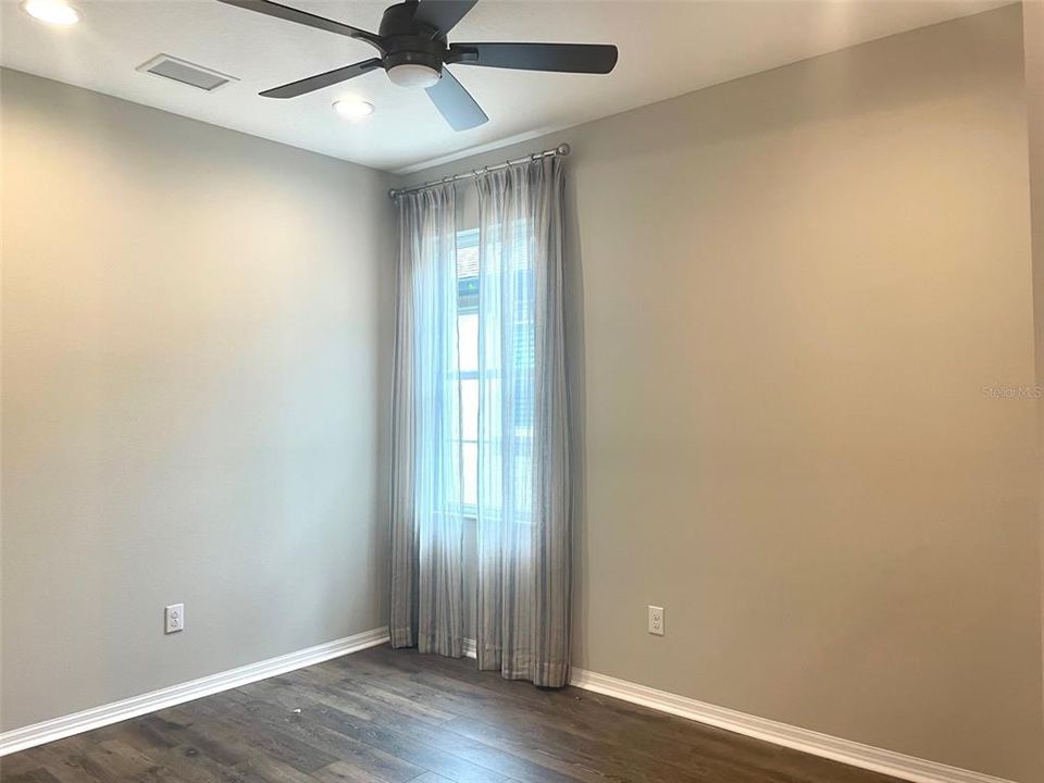 Recently Rented: $2,900 (2 beds, 2 baths, 1627 Square Feet)