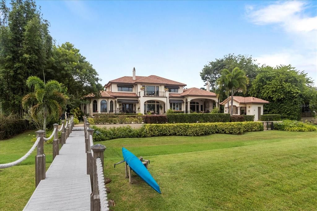 Recently Sold: $4,200,000 (5 beds, 6 baths, 6661 Square Feet)