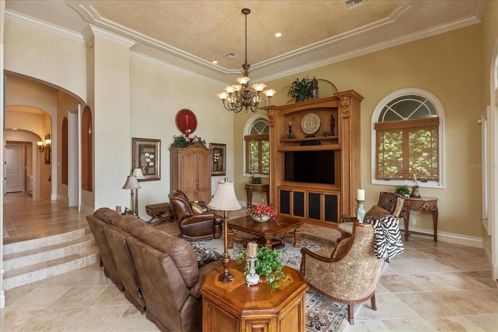 Recently Sold: $4,200,000 (5 beds, 6 baths, 6661 Square Feet)