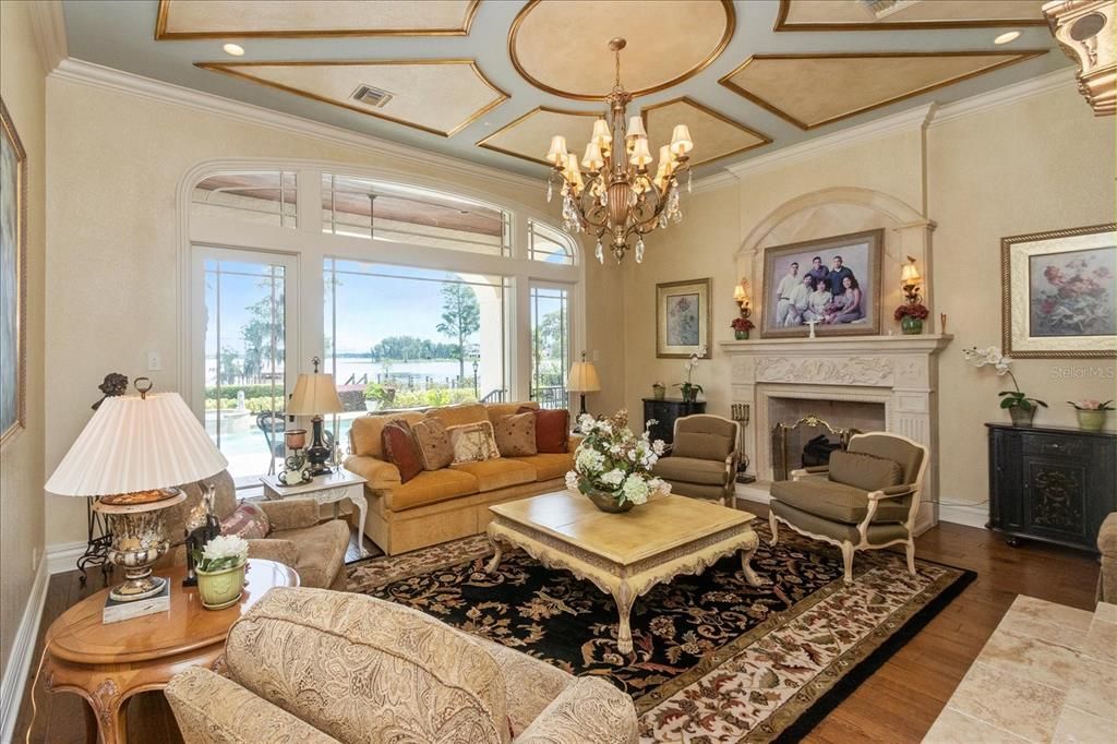 Recently Sold: $4,200,000 (5 beds, 6 baths, 6661 Square Feet)