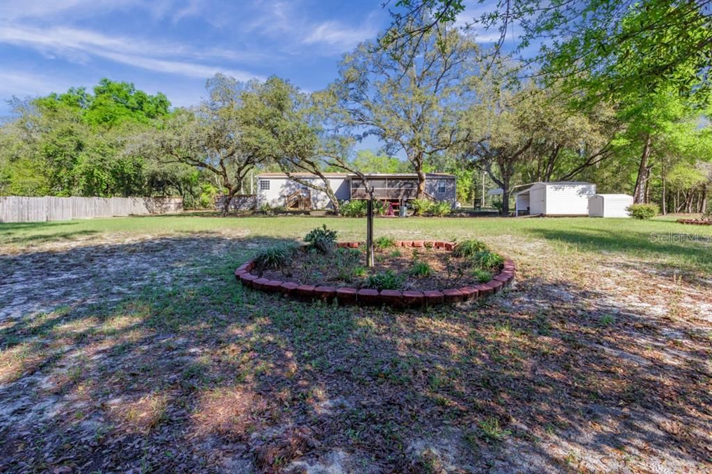 Recently Sold: $250,000 (4 beds, 2 baths, 2052 Square Feet)