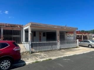 Vendido Recientemente: $72,000 (6 camas, 2 baños, 2400 Pies cuadrados)