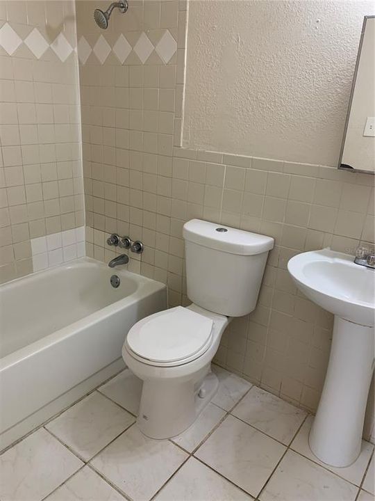 最近租的: $1,245 (4 贝兹, 2 浴室, 1476 平方英尺)