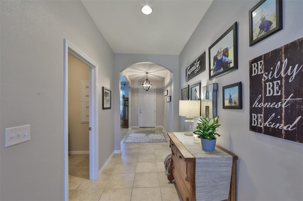Recently Sold: $600,000 (5 beds, 3 baths, 3731 Square Feet)