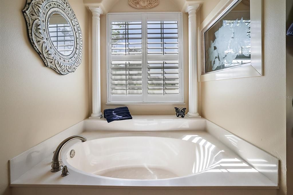 Garden "soaking tub" for bubble bath relaxation!
