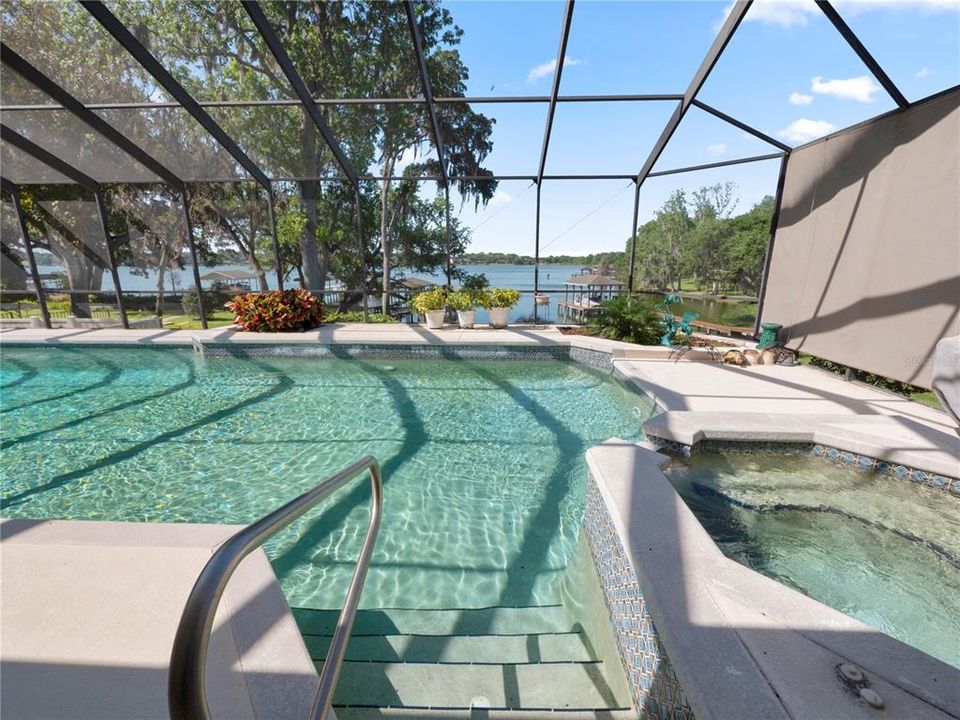 Pool and Jacuzzi