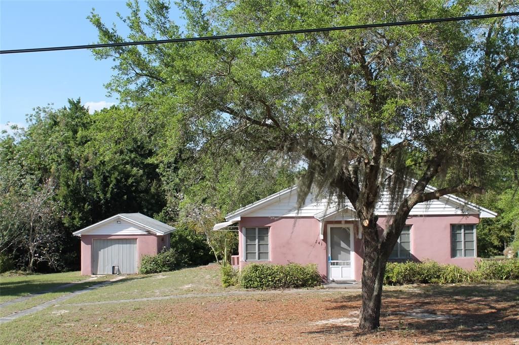 Recently Sold: $149,900 (2 beds, 1 baths, 986 Square Feet)