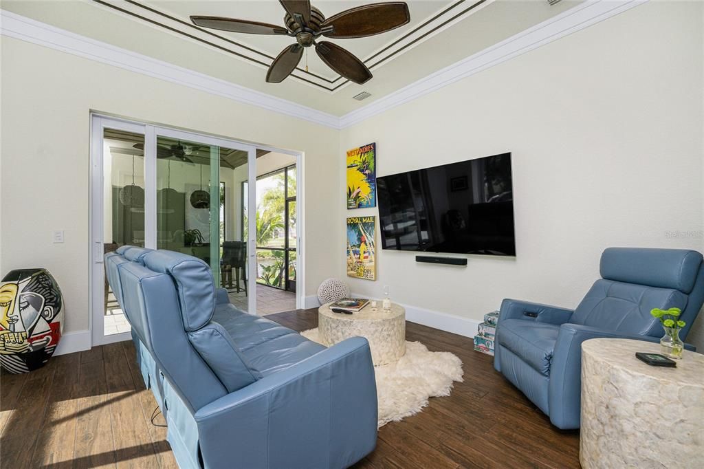 Recently Sold: $1,200,000 (3 beds, 2 baths, 2122 Square Feet)