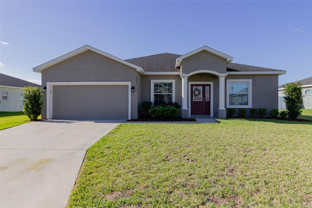 最近售出: $384,900 (4 贝兹, 3 浴室, 2095 平方英尺)