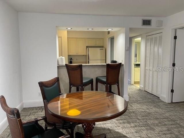 Recently Sold: $60,000 (1 beds, 1 baths, 786 Square Feet)