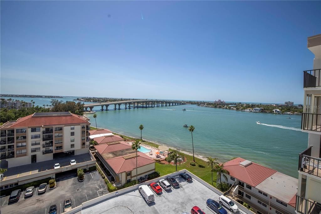 Recently Sold: $549,000 (2 beds, 2 baths, 1140 Square Feet)