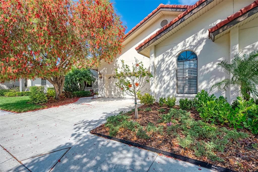 Recently Sold: $800,000 (3 beds, 3 baths, 2993 Square Feet)