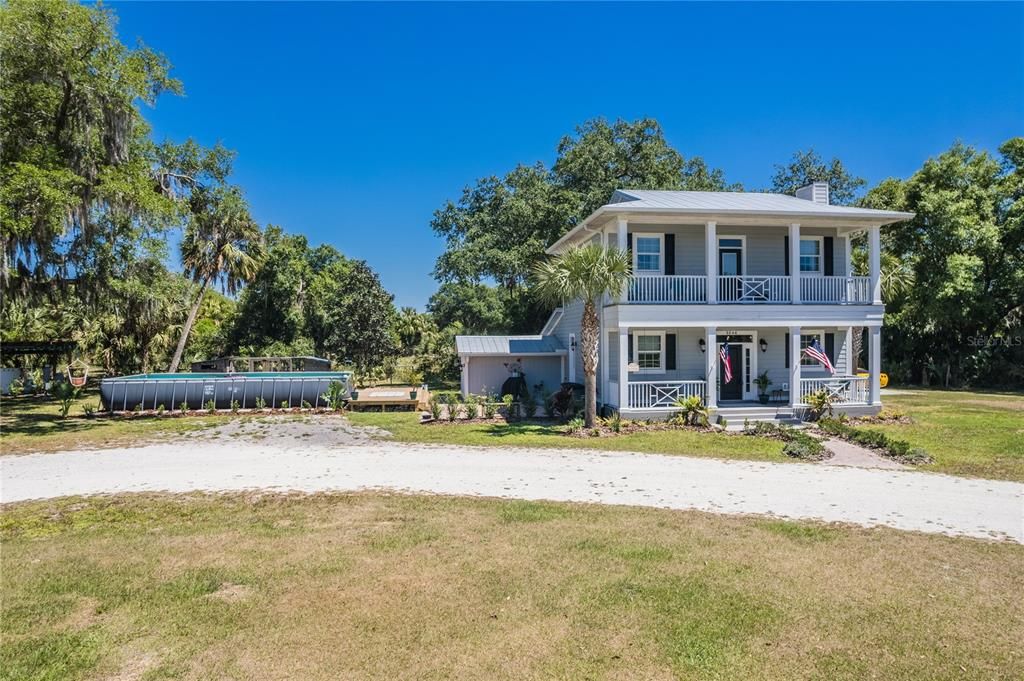 Recently Sold: $825,000 (3 beds, 3 baths, 2674 Square Feet)