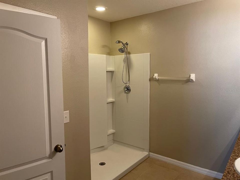 最近租的: $2,650 (3 贝兹, 2 浴室, 1658 平方英尺)