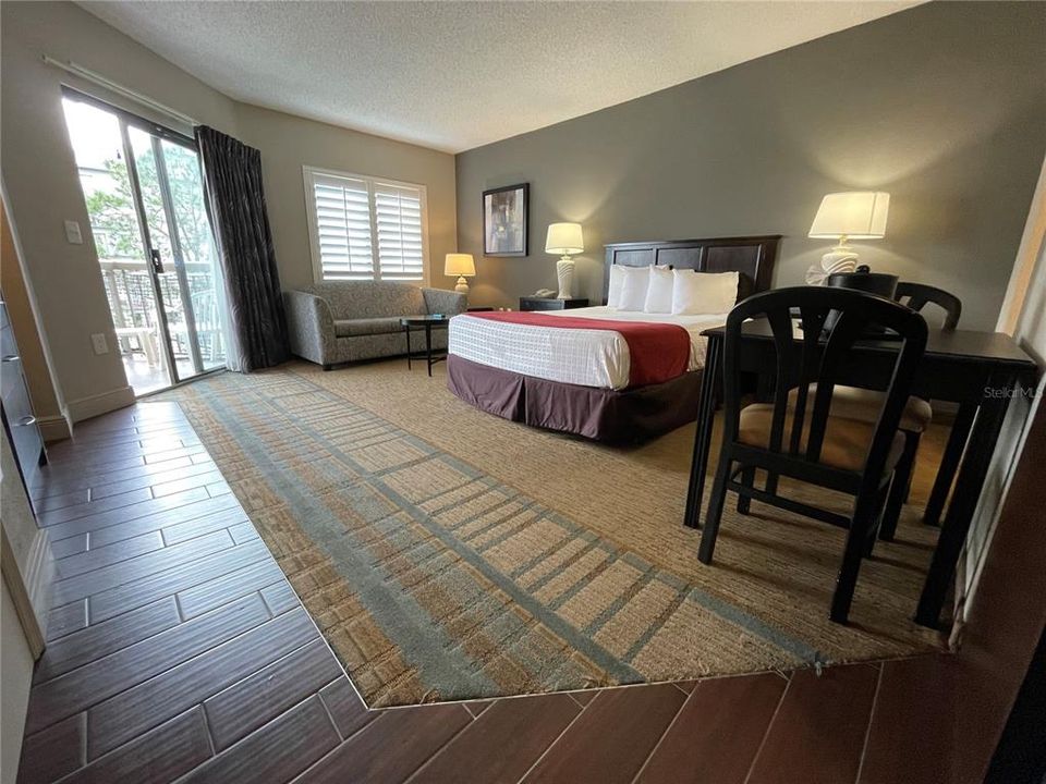 Recently Sold: $134,000 (1 beds, 1 baths, 408 Square Feet)