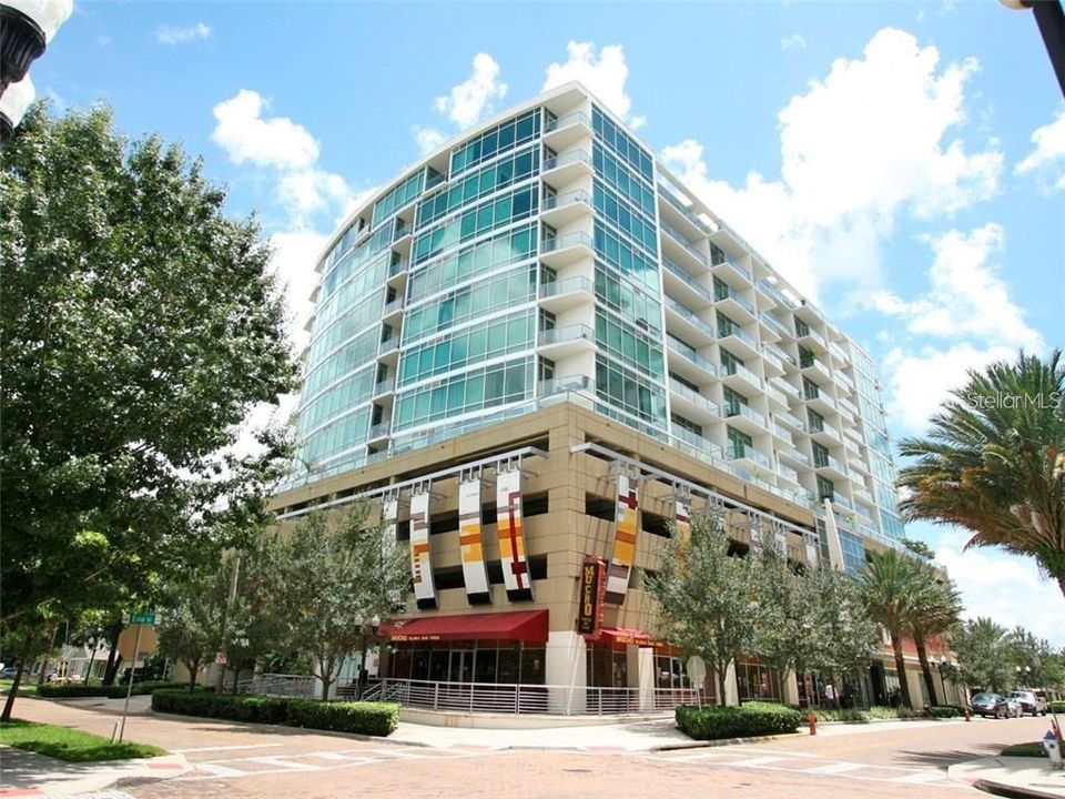 Recently Sold: $200,000 (1 beds, 1 baths, 644 Square Feet)