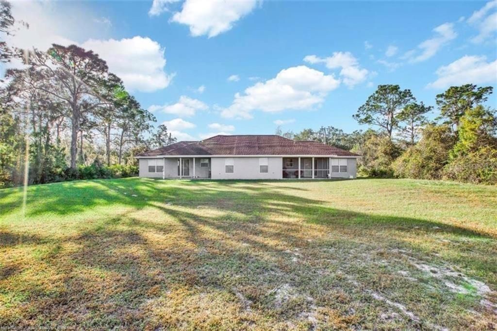 Recently Sold: $300,000 (0 beds, 0 baths, 2002 Square Feet)