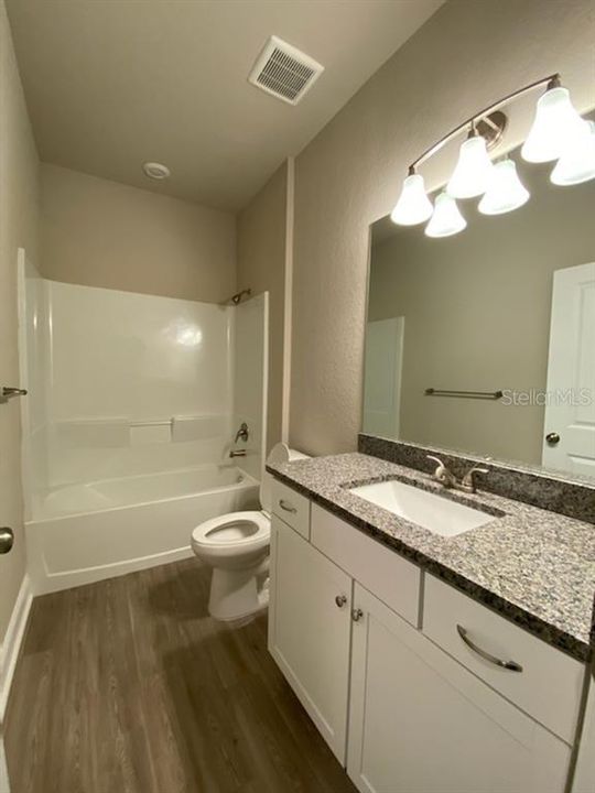 Недавно арендовано: $2,095 (3 спален, 2 ванн, 1600 Квадратных фут)
