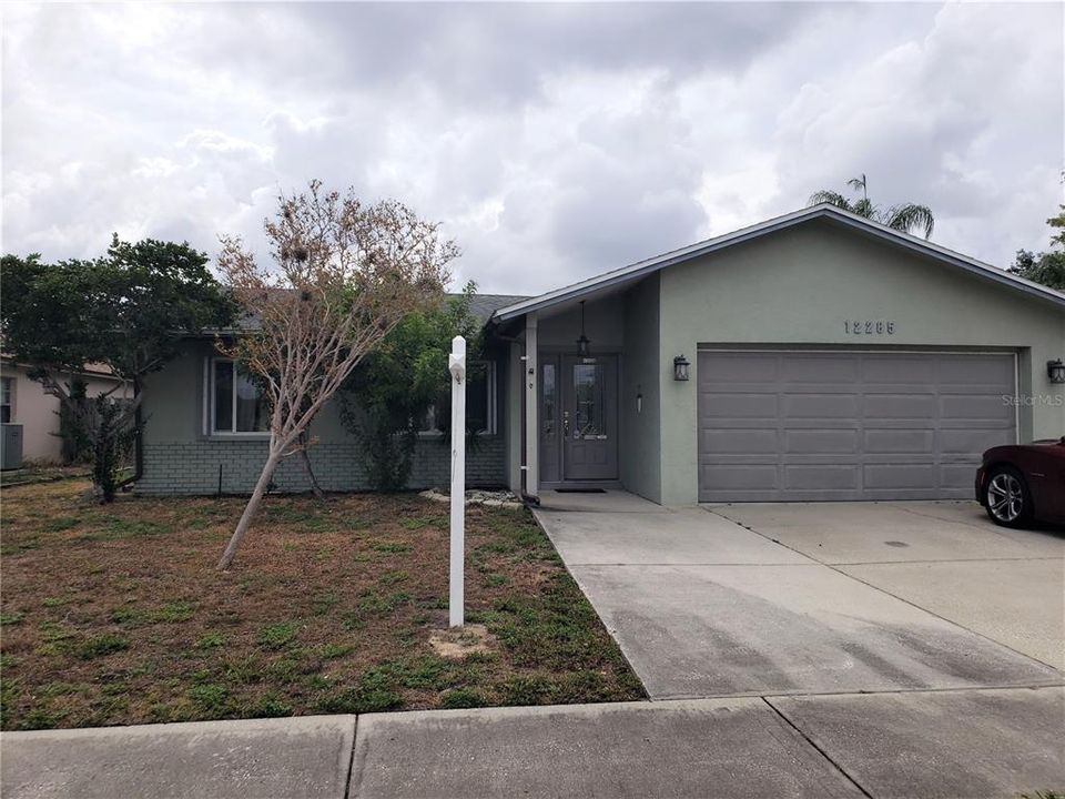 Недавно продано: $310,000 (3 спален, 2 ванн, 1496 Квадратных фут)