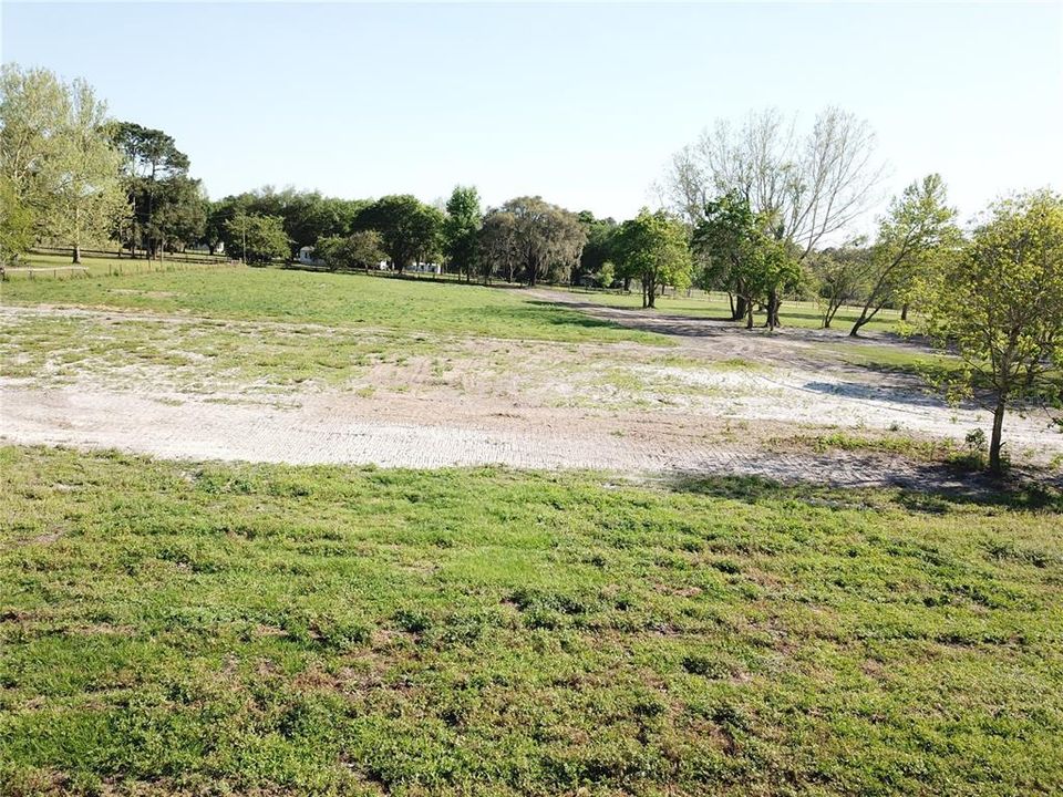 Vendido Recientemente: $180,000 (7.07 acres)