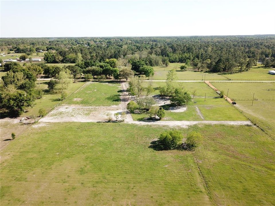 Vendido Recientemente: $180,000 (7.07 acres)