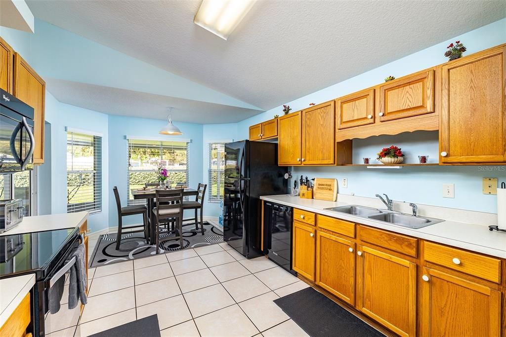 Recently Sold: $315,000 (2 beds, 2 baths, 1478 Square Feet)