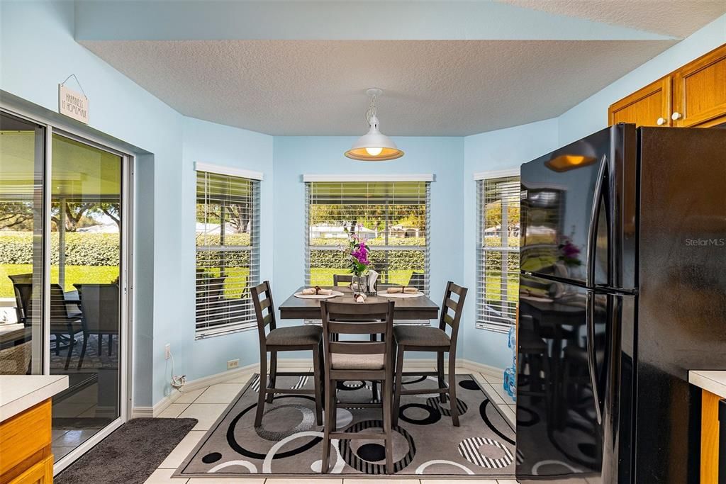 Recently Sold: $315,000 (2 beds, 2 baths, 1478 Square Feet)