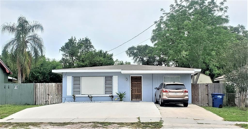 Vendido Recientemente: $299,900 (3 camas, 2 baños, 1208 Pies cuadrados)