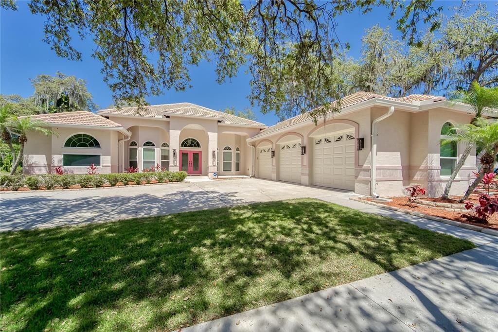 Recently Sold: $659,900 (4 beds, 3 baths, 3181 Square Feet)