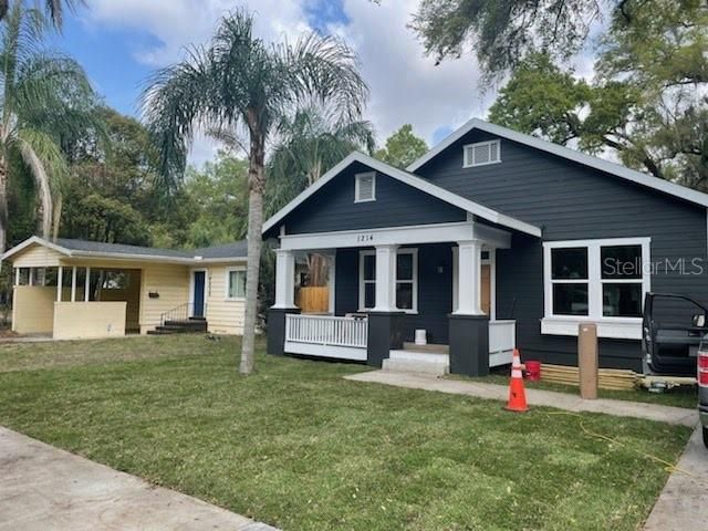 Recently Sold: $550,000 (3 beds, 2 baths, 1818 Square Feet)
