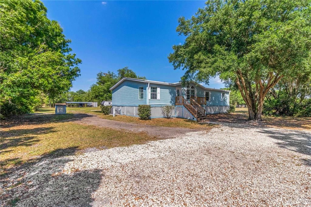 Recently Sold: $360,000 (3 beds, 2 baths, 1680 Square Feet)