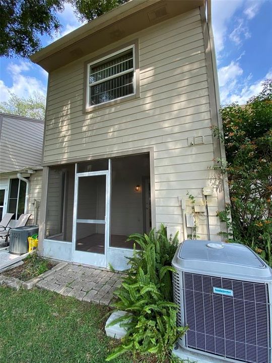 Recently Sold: $197,500 (2 beds, 2 baths, 1288 Square Feet)