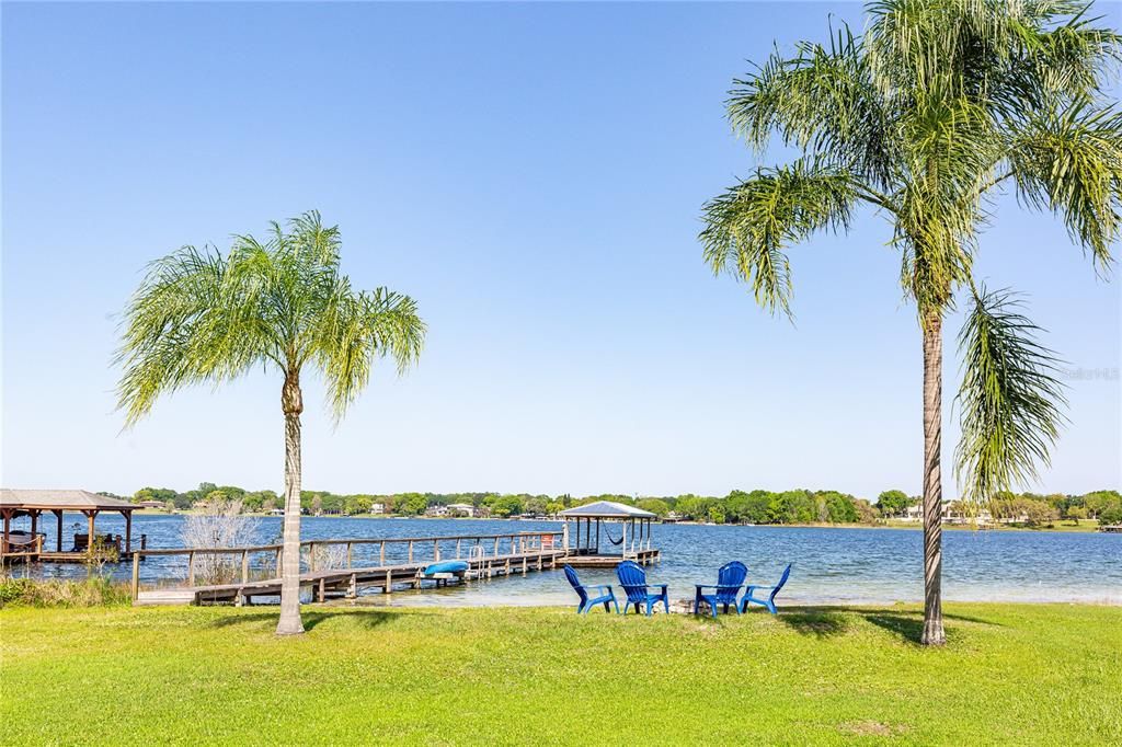 Florida lifestyle living on spring fed lake