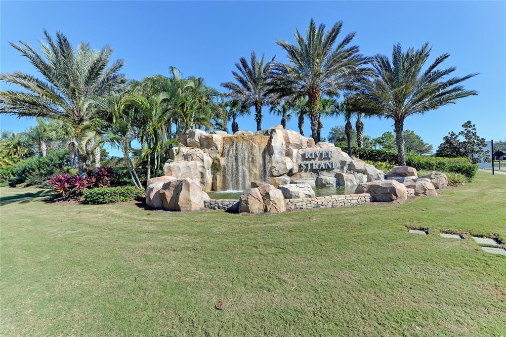 Recently Sold: $410,000 (3 beds, 2 baths, 1672 Square Feet)