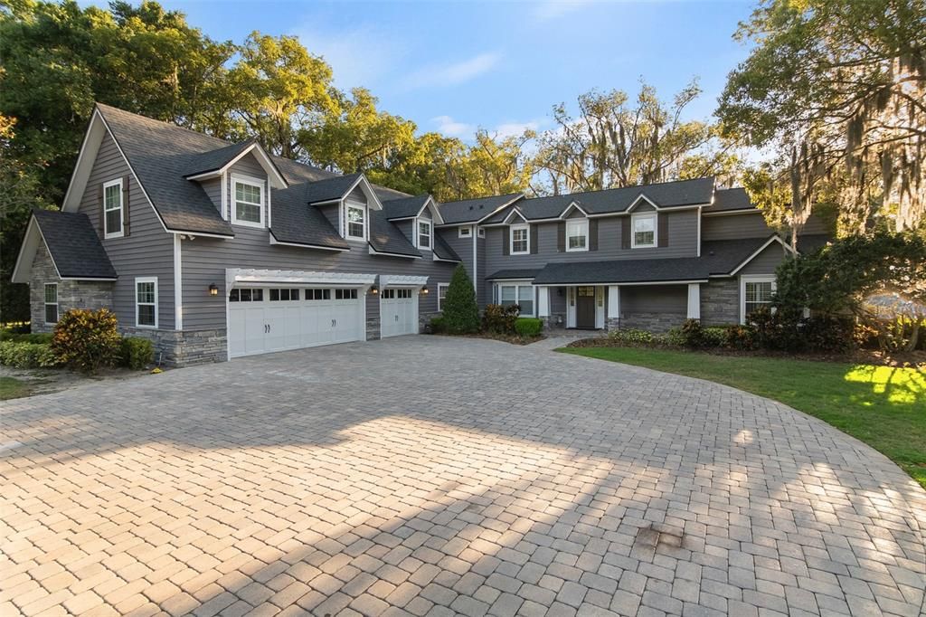 Recently Sold: $1,950,000 (6 beds, 5 baths, 6000 Square Feet)