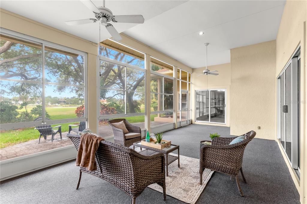 Recently Sold: $1,000,000 (3 beds, 2 baths, 2341 Square Feet)