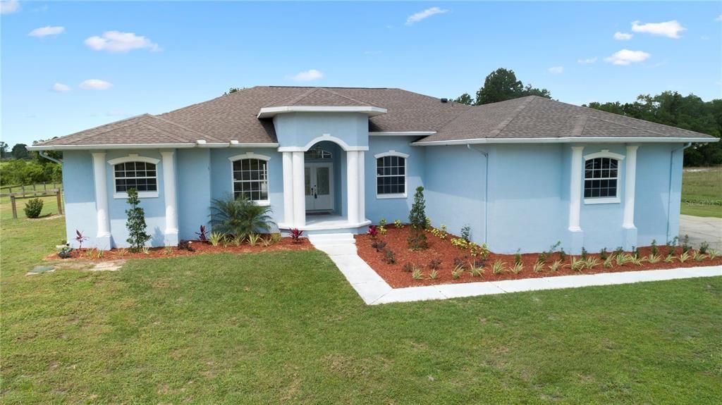 Recently Sold: $659,900 (5 beds, 3 baths, 3174 Square Feet)