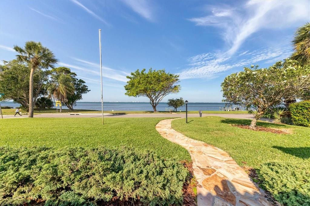Recently Sold: $1,750,000 (3 beds, 3 baths, 2657 Square Feet)