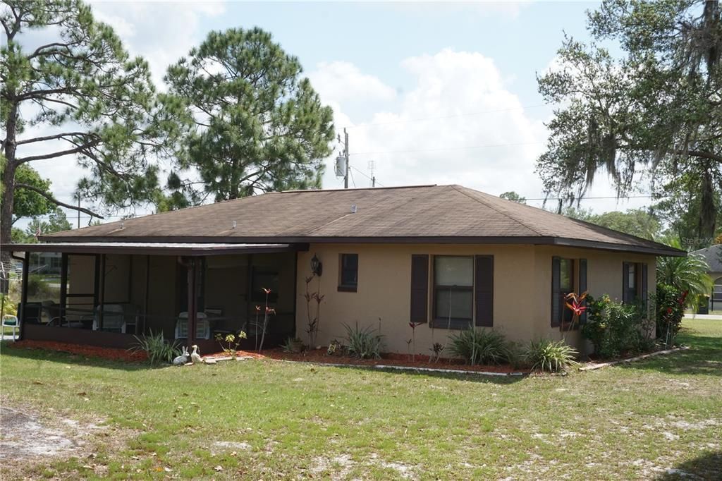 Recently Sold: $138,000 (2 beds, 1 baths, 800 Square Feet)