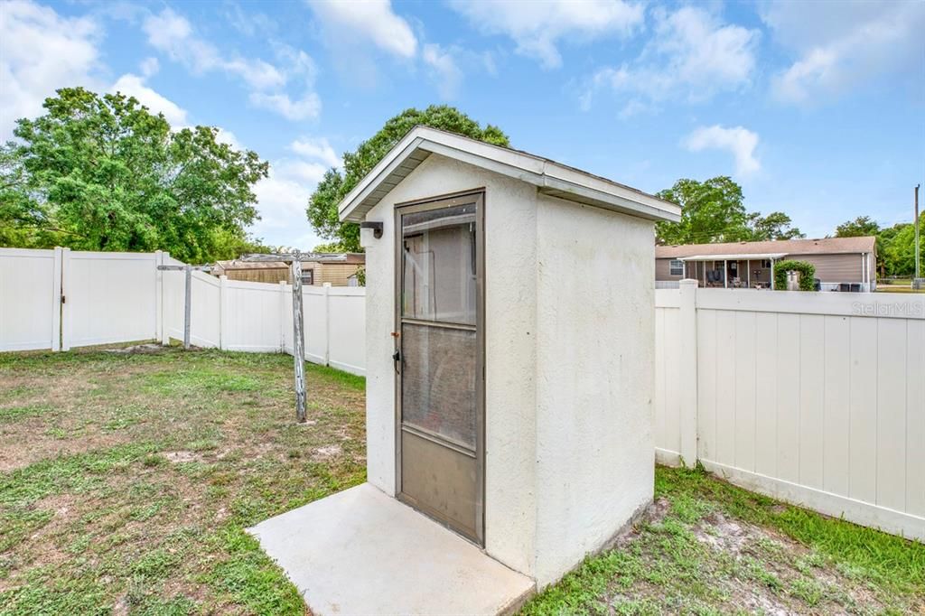 Recently Sold: $239,000 (2 beds, 2 baths, 1201 Square Feet)