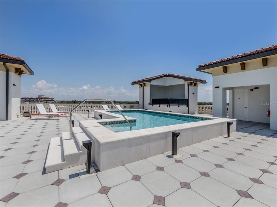 For Sale: $4,250,000 (3 beds, 3 baths, 2800 Square Feet)