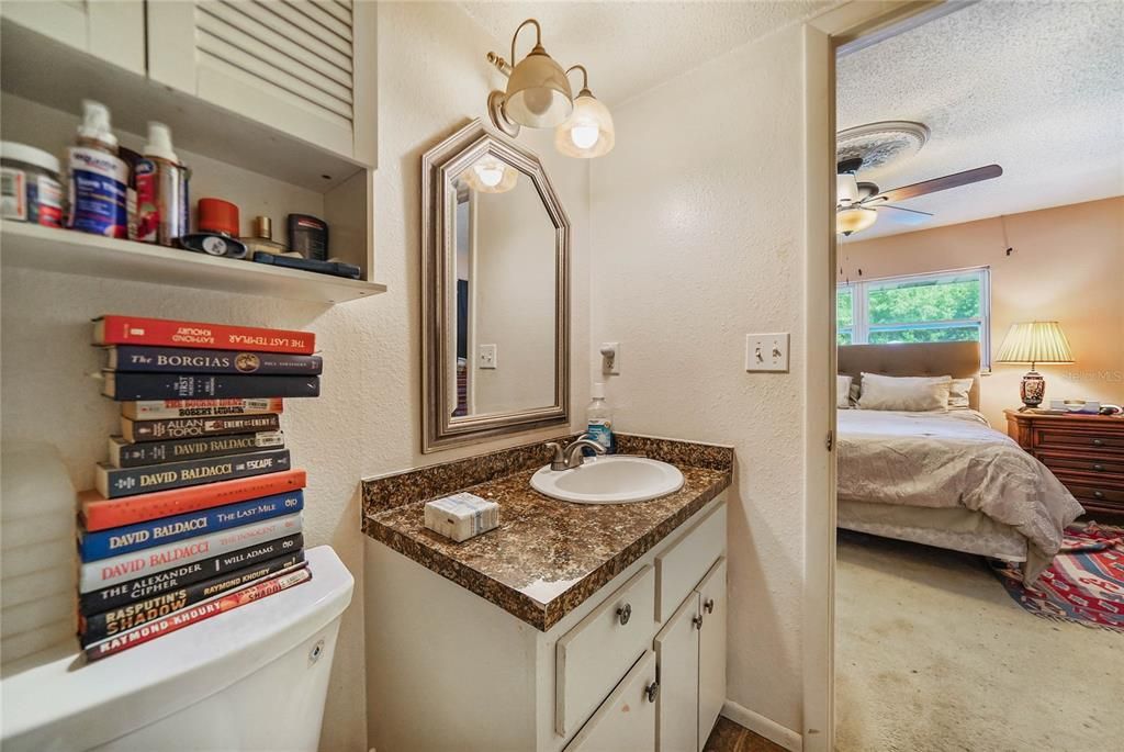 Недавно продано: $245,000 (2 спален, 2 ванн, 1466 Квадратных фут)