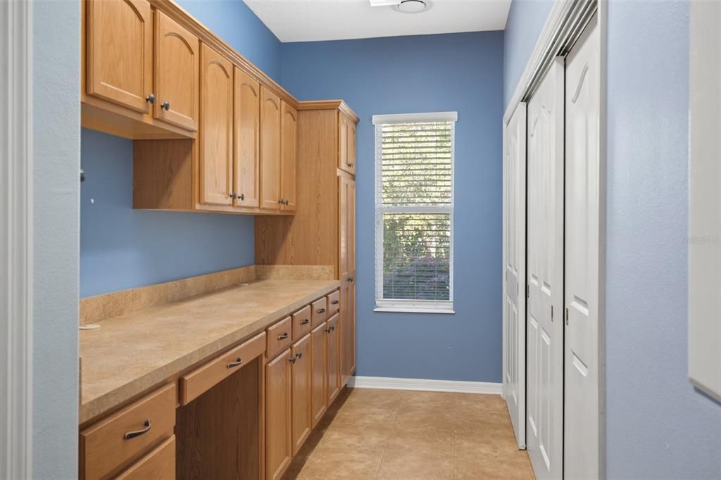 Recently Sold: $575,000 (3 beds, 2 baths, 2961 Square Feet)