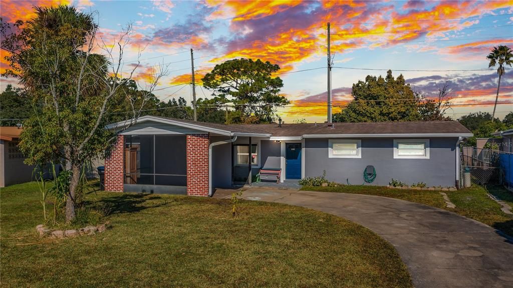 Recently Sold: $260,000 (4 beds, 2 baths, 1175 Square Feet)