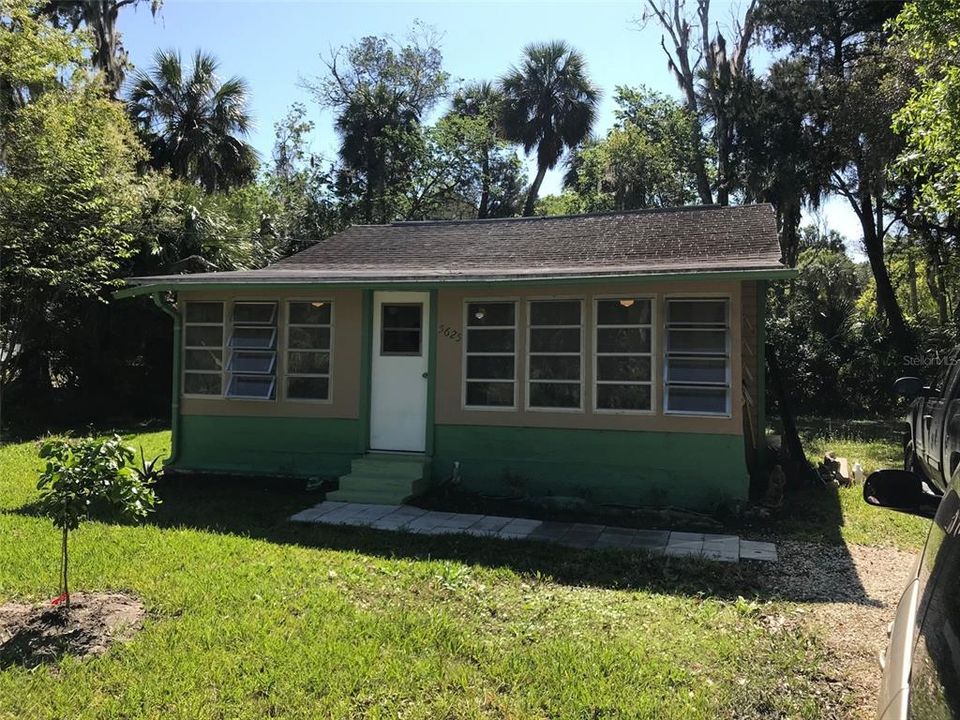 Recently Sold: $215,900 (1 beds, 1 baths, 544 Square Feet)