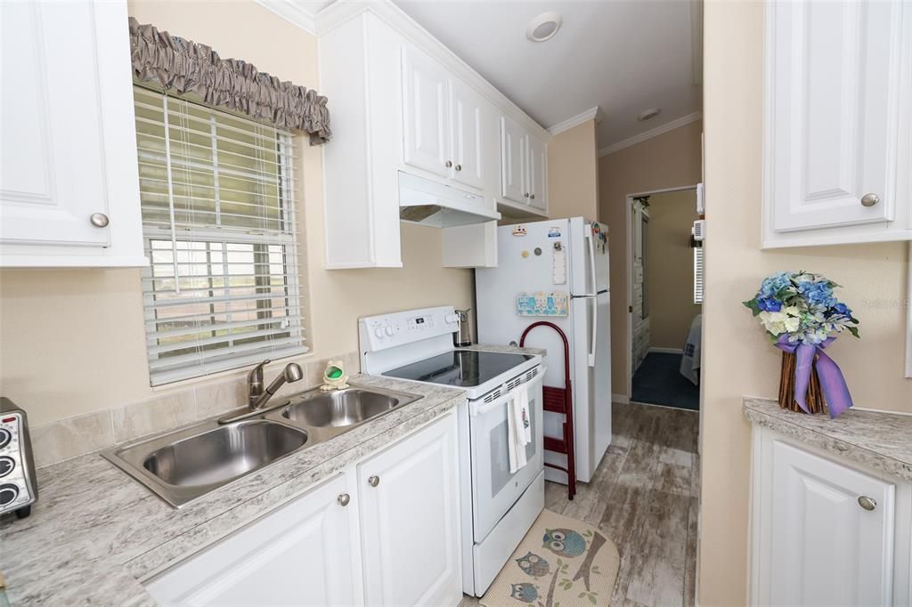 Recently Sold: $100,000 (2 beds, 1 baths, 451 Square Feet)