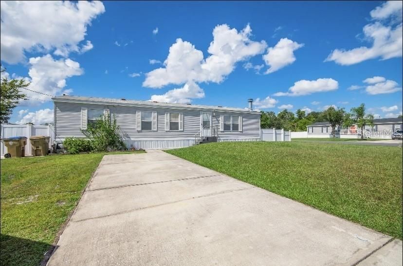 Recently Sold: $235,000 (3 beds, 2 baths, 1196 Square Feet)